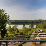 Vranovská Pláž - Penzion 3*