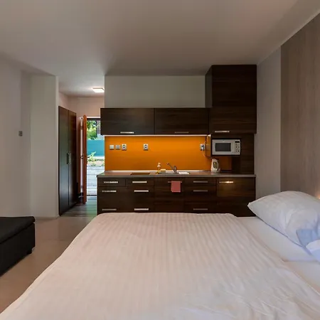 Vranovska Plaz - 3*