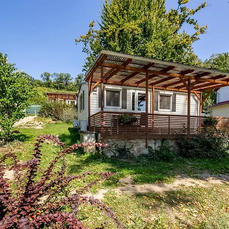 Guest house Vranovska Plaz -