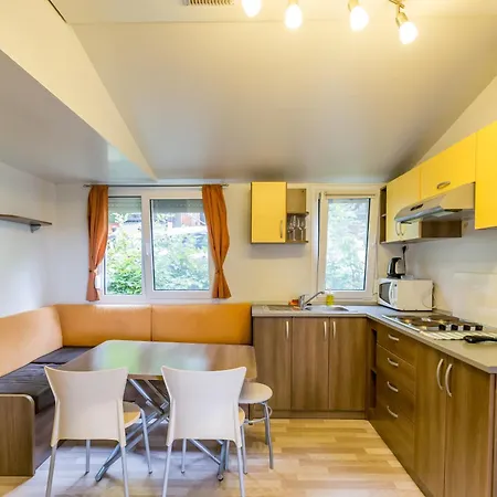 Guest house Vranovska Plaz -